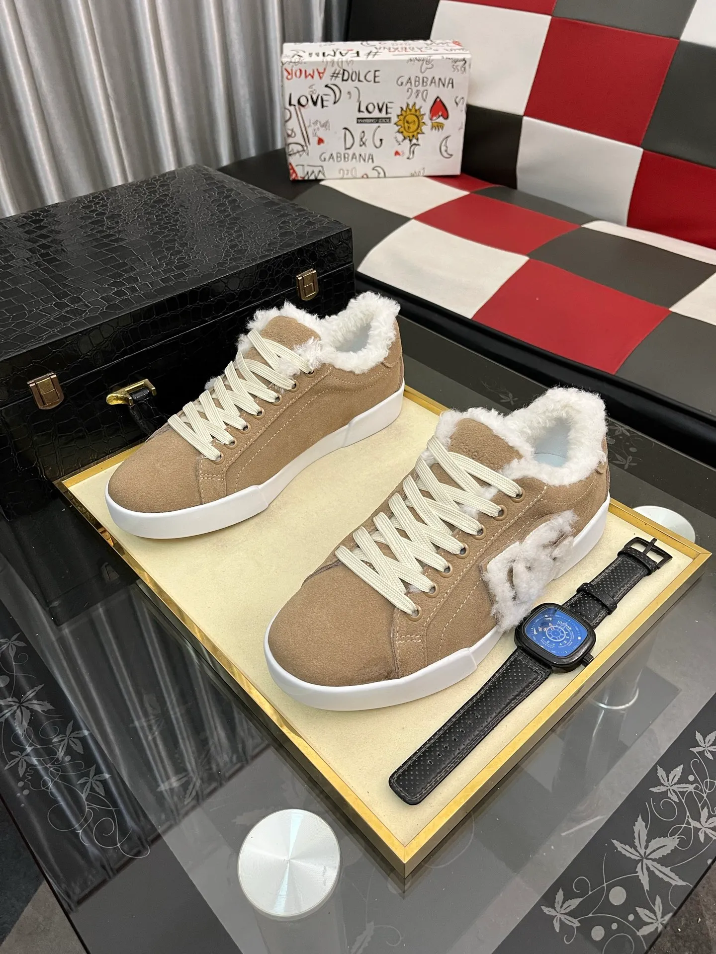 Men's men's shoes💰420⌚️⌚️New DG Dolce & Gabbana high-end couple's sports and casual shoes, imported cowhide, multiple material splicing design➕Imported cowhide lining, cowhide feet➕original TPR elastic outsole. Size: 35-46